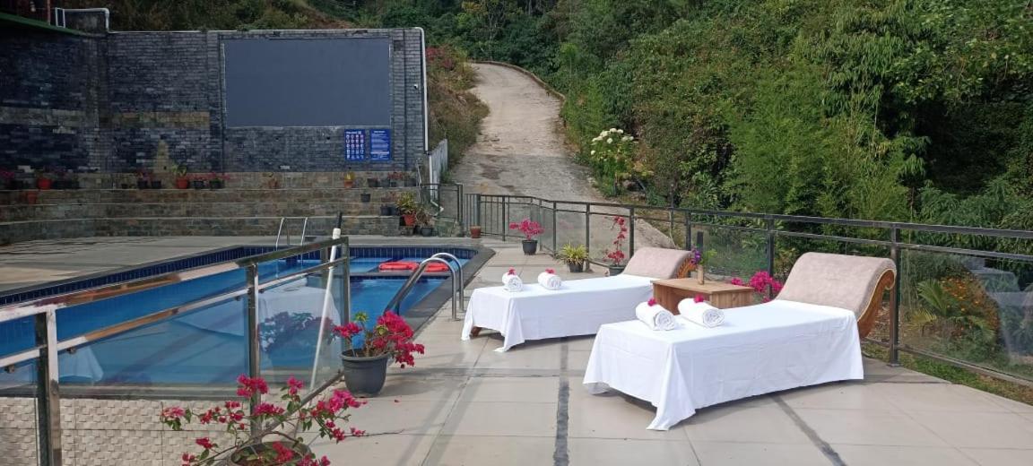 Grand Valley Resort Anachal Exterior foto